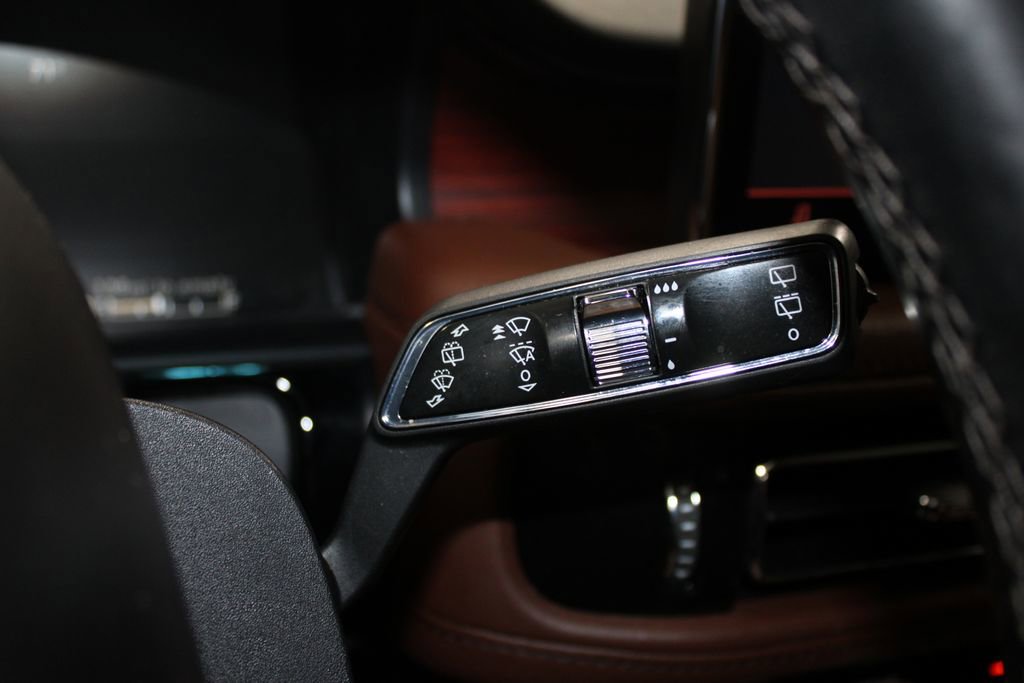 Used 2022 Lincoln Nautilus Reserve w/ Monochromatic Package image 41