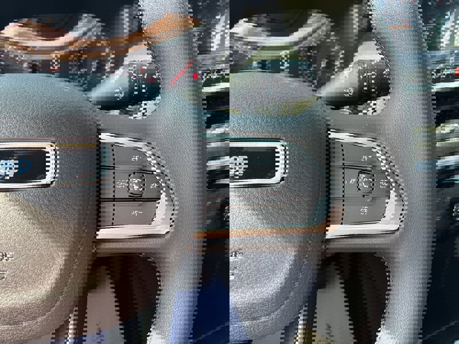 New 2026 Jeep Compass Latitude w/ Sun and Sound Group image 26