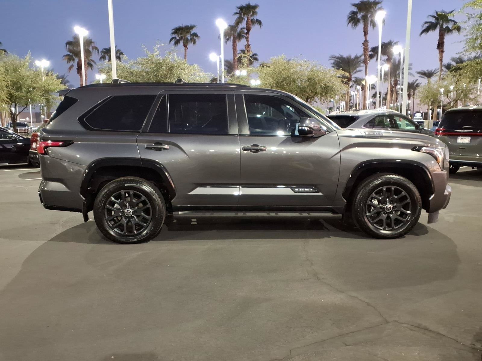 Used 2024 Toyota Sequoia Platinum AWD/4WD image 3