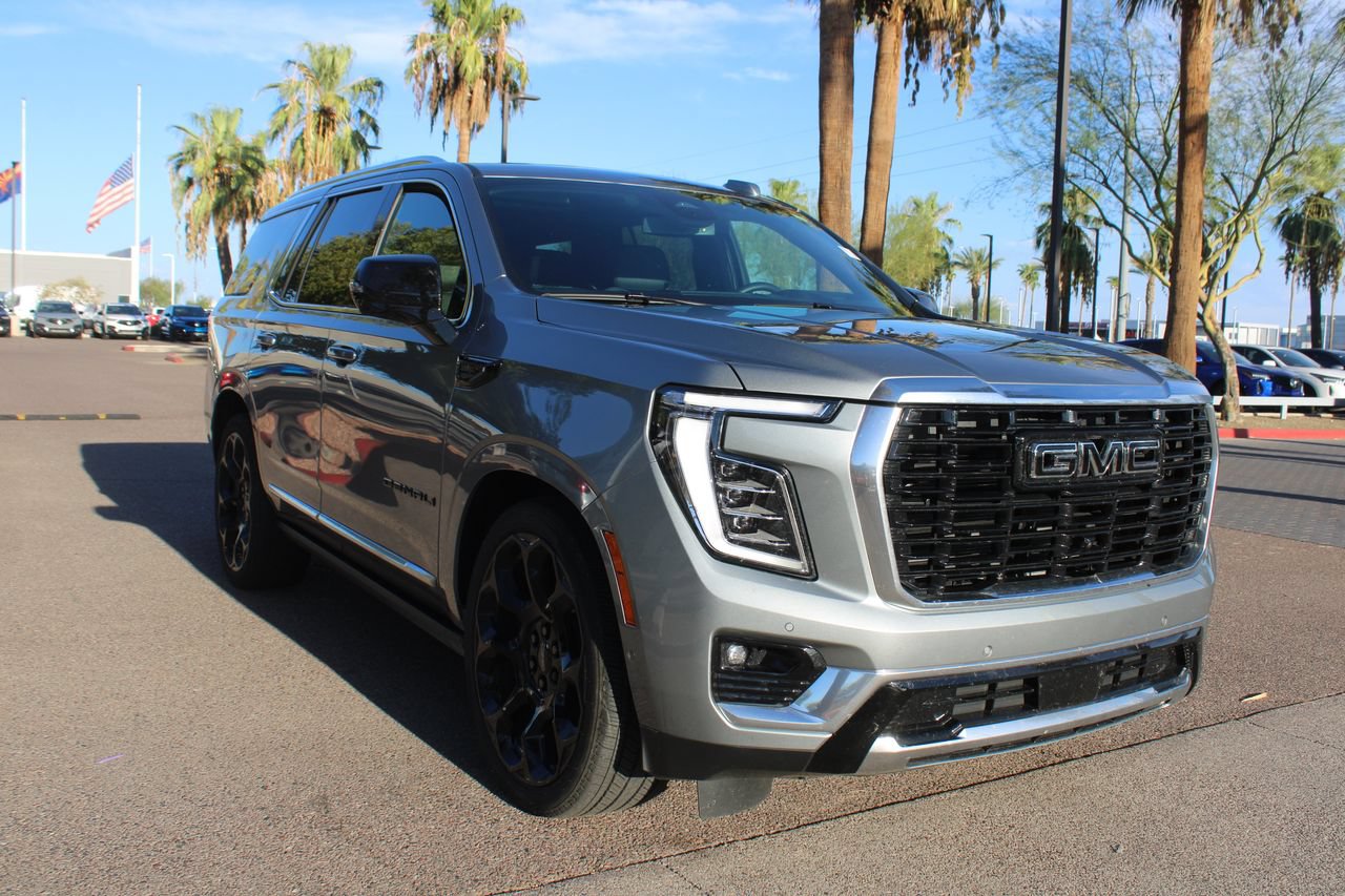 Used 2026 GMC Yukon Denali AWD/4WD image 8