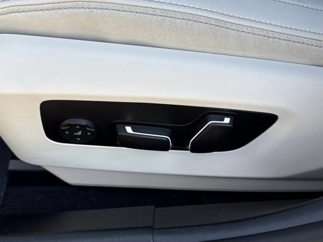 Certified 2025 BMW i5 xDrive40 w/ Executive Package AWD/4WD image 20