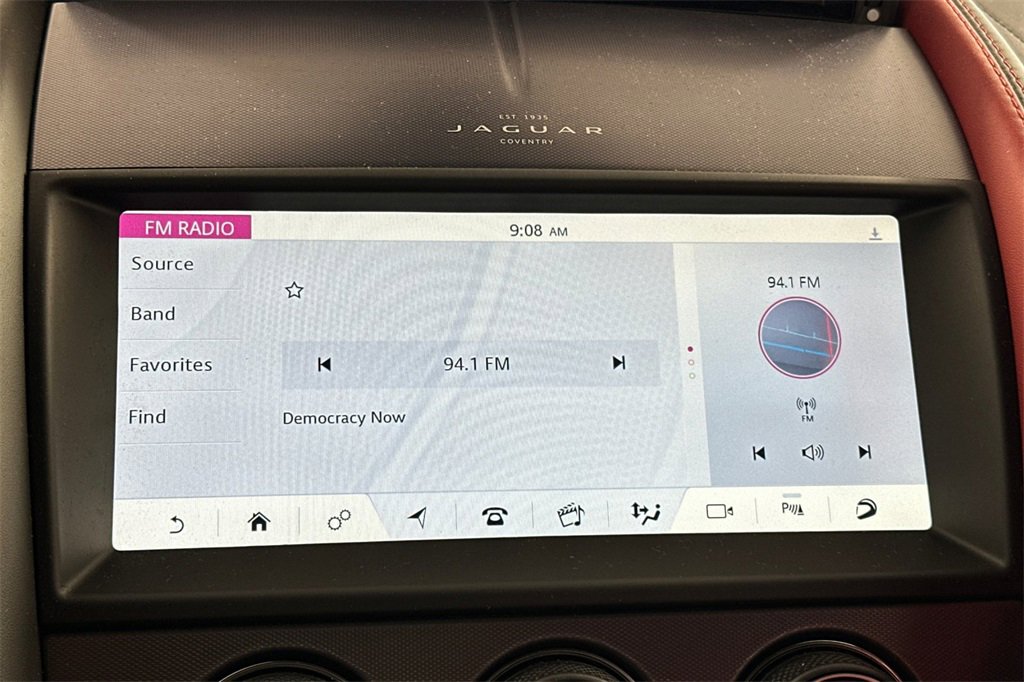 Used 2022 Jaguar F-TYPE Coupe image 18