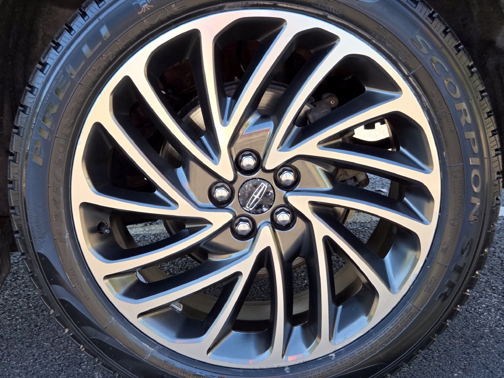 Used 2019 Lincoln Nautilus Reserve w/ Cargo Utility Package AWD/4WD image 19