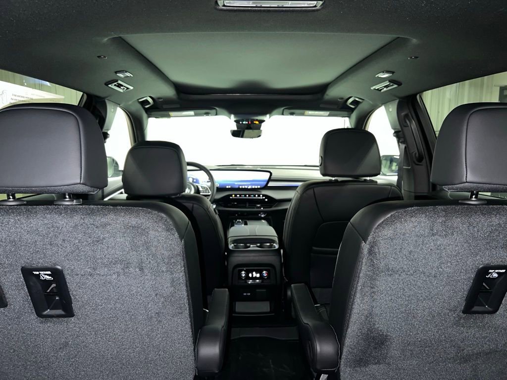 New 2026 Buick Enclave Sport Touring w/ Power Package image 38