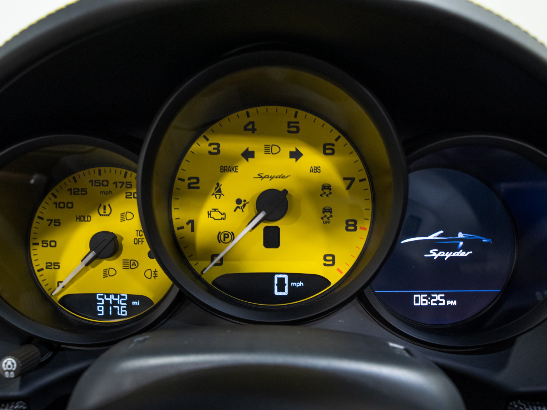 Used 2022 Porsche 718 Boxster Spyder RWD image 52