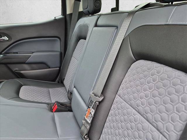 Used 2017 Chevrolet Colorado Z71 AWD/4WD image 11
