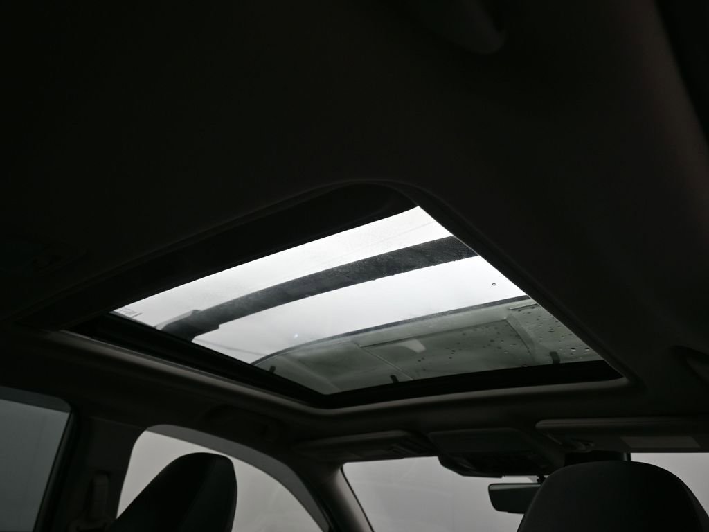 Used 2022 Subaru Forester Limited image 39