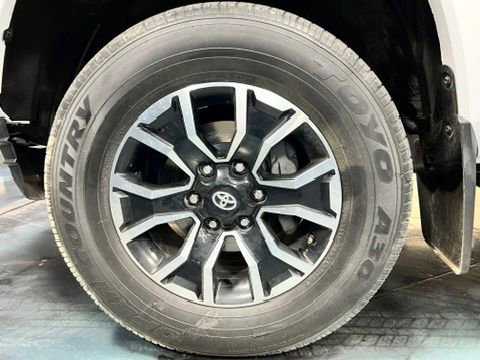 Used 2021 Toyota Tacoma TRD Sport w/ TRD Premium Sport Package AWD/4WD image 29