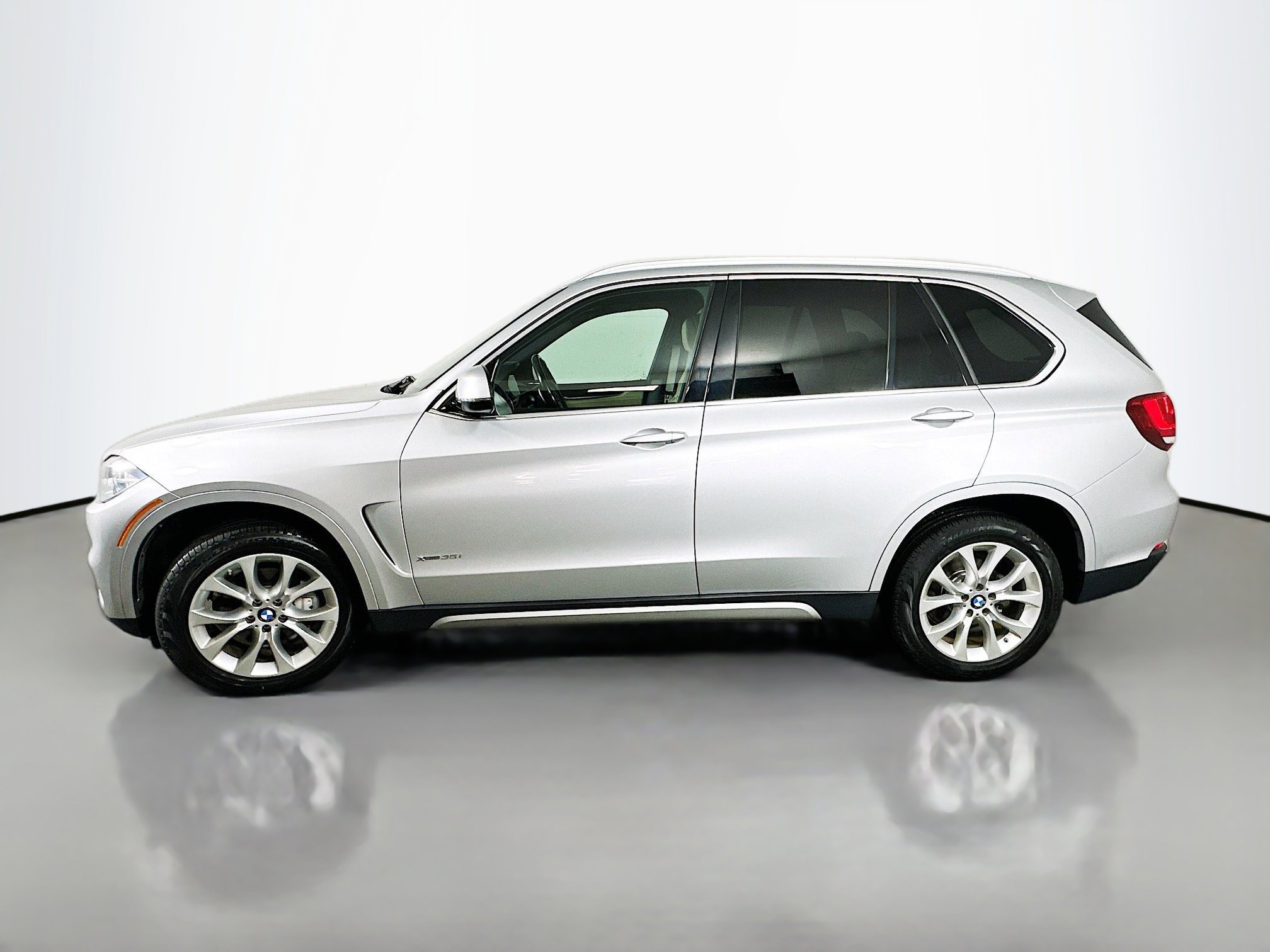 Used 2018 BMW X5 xDrive35i image 4
