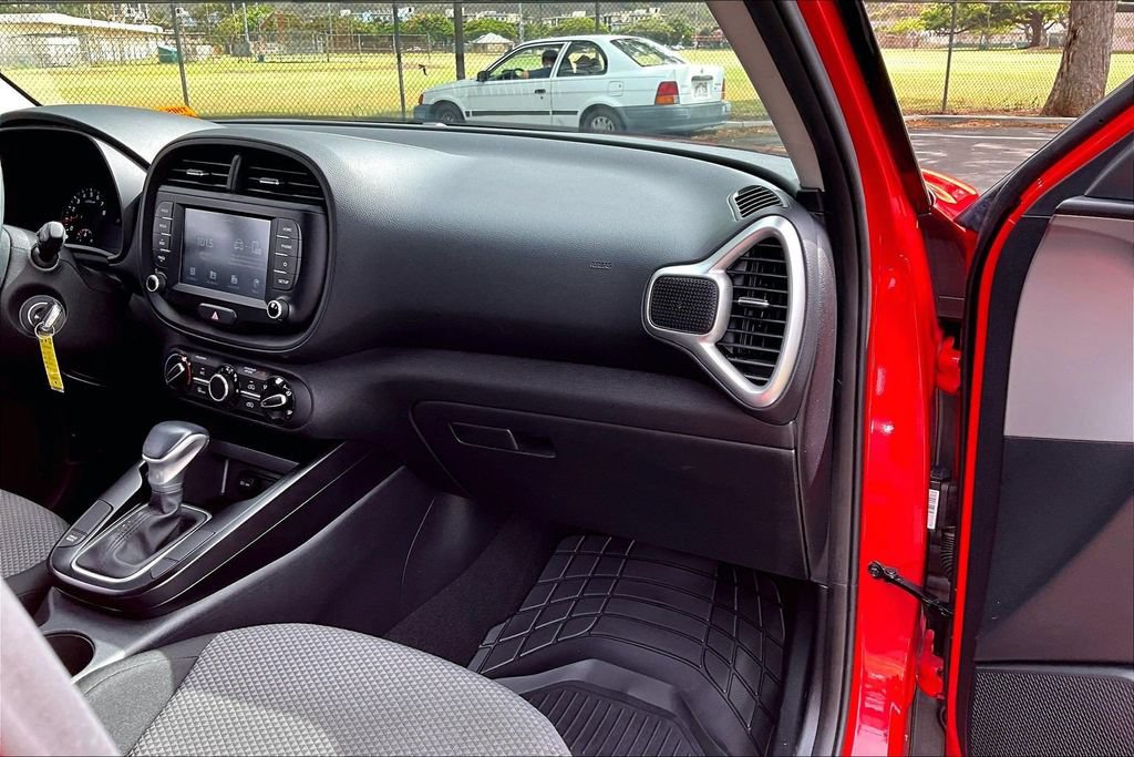 Used 2020 Kia Soul X-Line FWD image 16