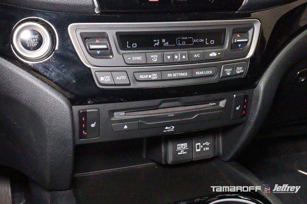 Used 2022 Honda Pilot Touring image 12