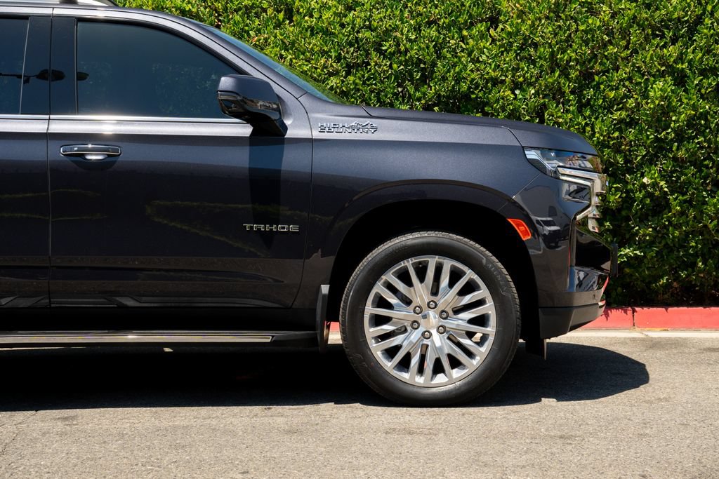 Used 2023 Chevrolet Tahoe High Country AWD/4WD image 4