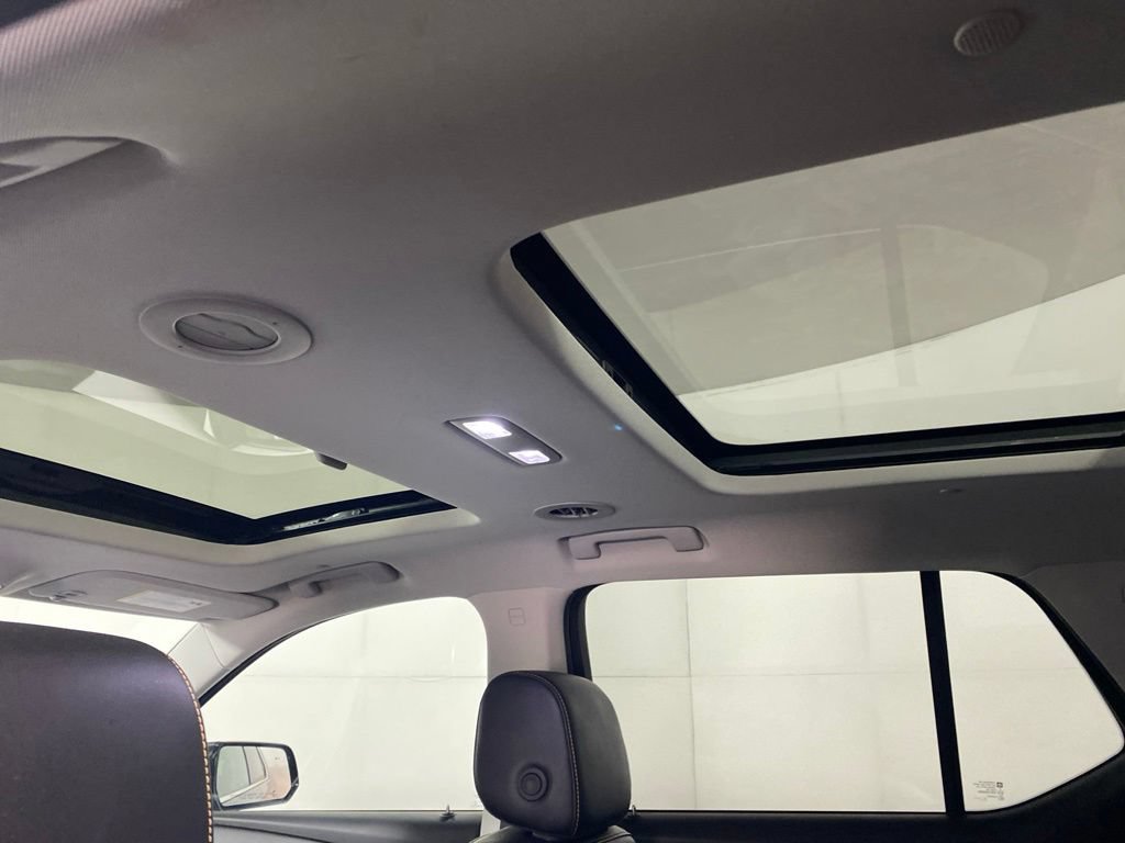Used 2018 Chevrolet Traverse Premier w/ LPO, Floor Liner Package AWD/4WD image 15