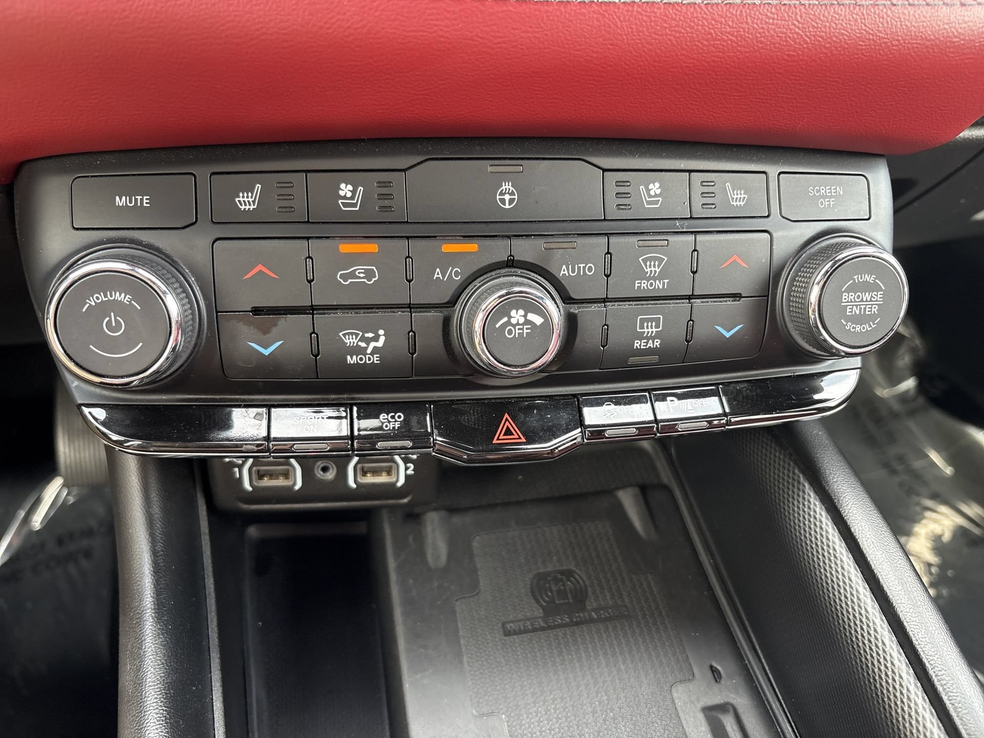 Used 2022 Dodge Durango R/T RWD image 13