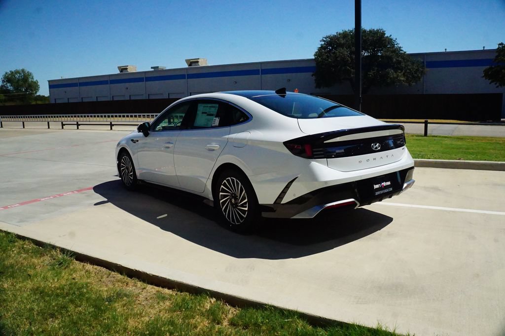 New 2026 Hyundai Sonata Limited FWD image 5