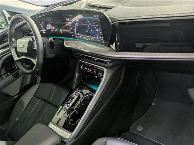 Certified 2025 Audi Q5 Premium Plus w/ Premium Plus image 28