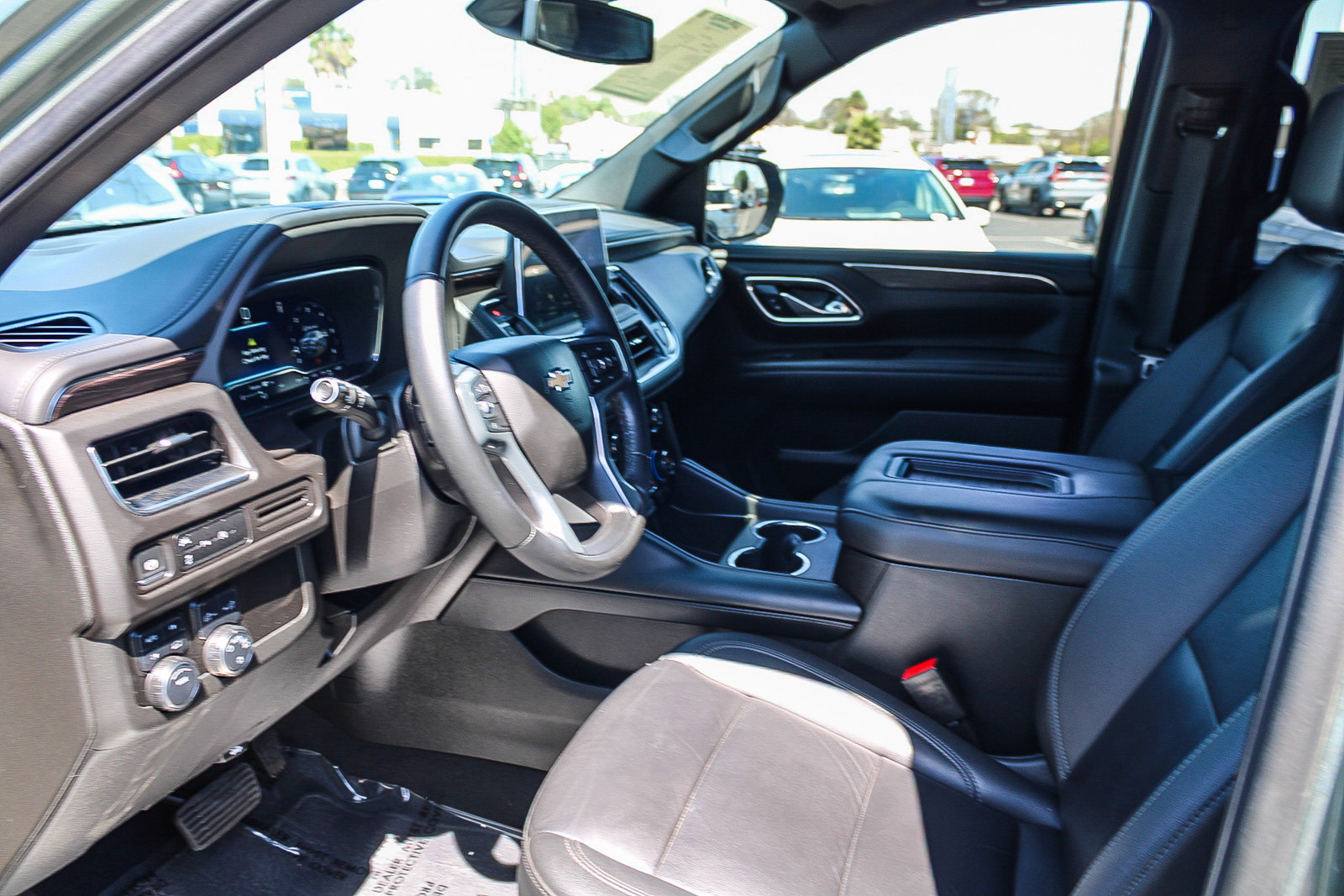 Used 2024 Chevrolet Tahoe LT AWD/4WD image 19