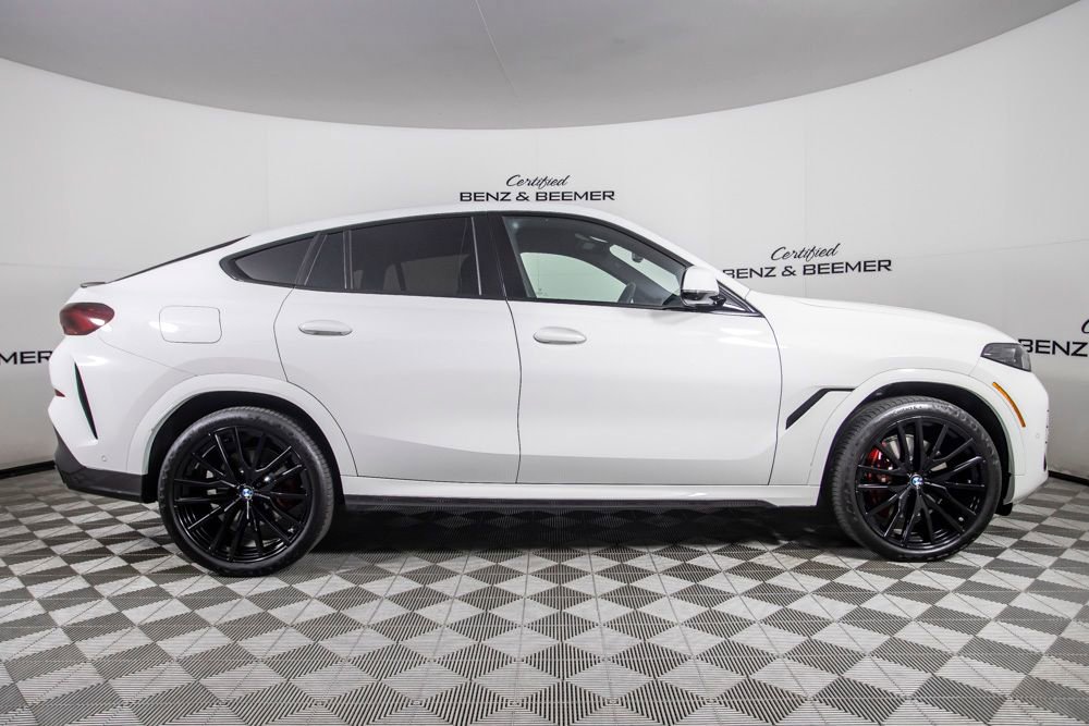 Used 2026 BMW X6 xDrive40i w/ Premium Package AWD/4WD image 3