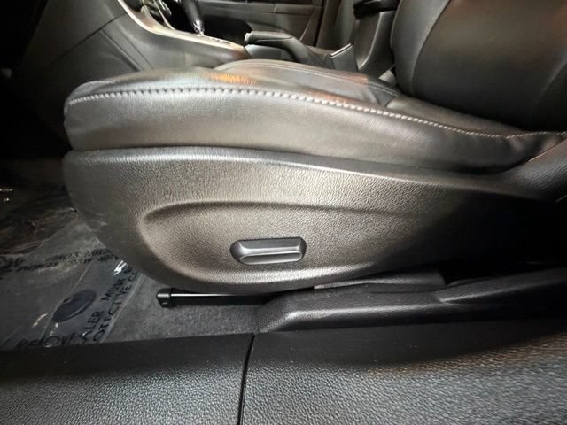 Used 2015 Chevrolet Cruze LTZ w/ Sun, Sound and Sport Package FWD image 28