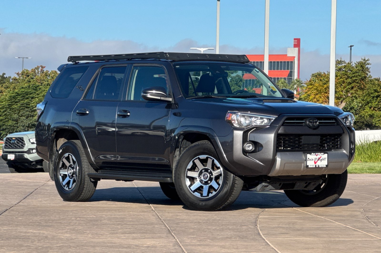 Certified 2023 Toyota 4Runner TRD Off-Road Premium w/ Moonroof Package AWD/4WD image 2