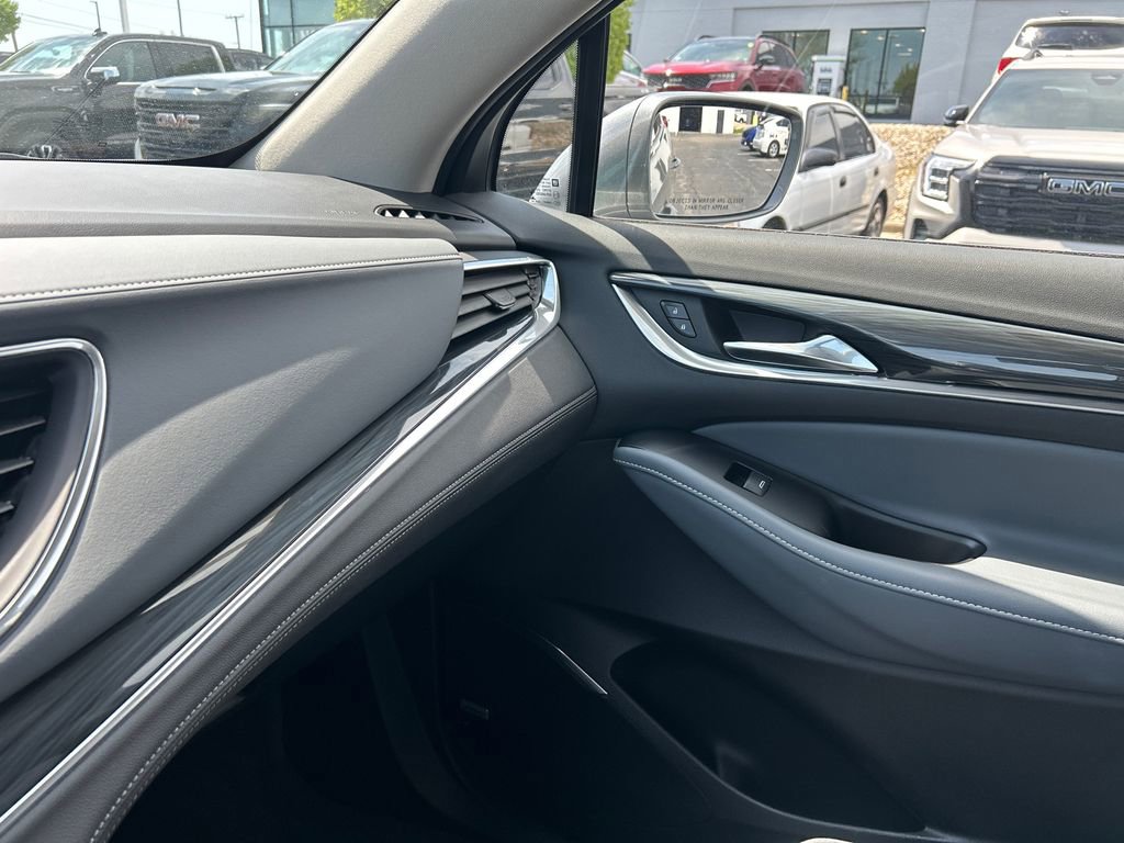 Used 2020 Buick Enclave Premium w/ Surround and Sites Package image 27