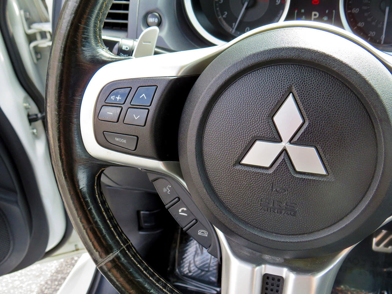 Used 2014 Mitsubishi Lancer Evolution MR image 16