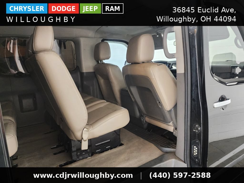 Used 2016 Nissan NV 3500 SL RWD image 28