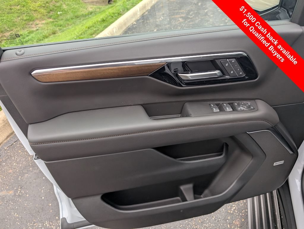 New 2026 Chevrolet Tahoe High Country AWD/4WD image 14