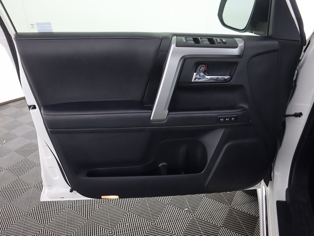 Used 2020 Toyota 4Runner Limited image 23