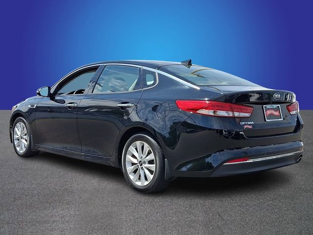 Used 2017 Kia Optima EX w/ Premium Package FWD image 6