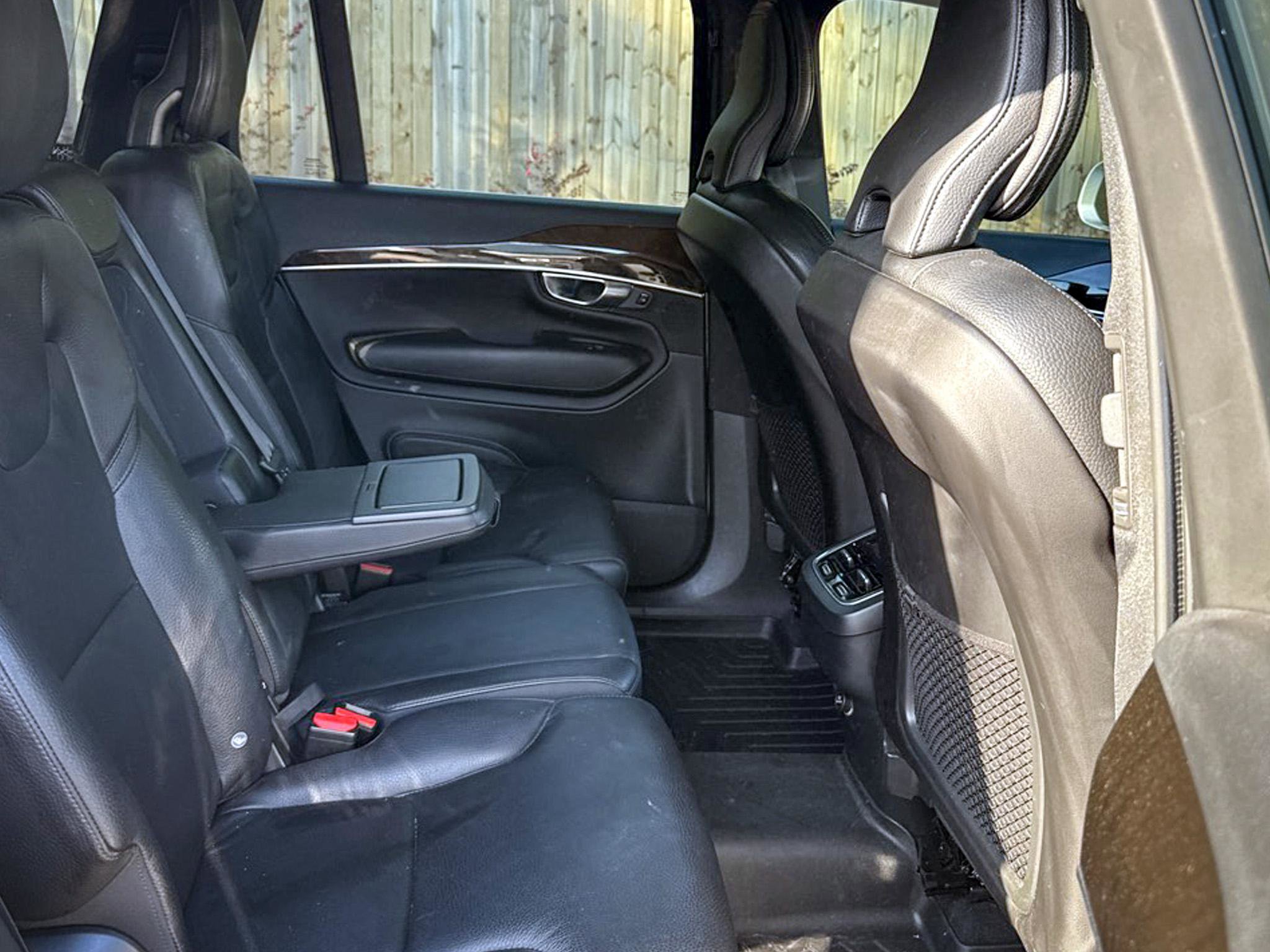 Used 2019 Volvo XC90 T5 Momentum w/ Advanced Package image 27