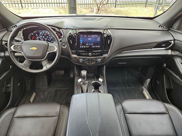 Used 2023 Chevrolet Traverse High Country image 10