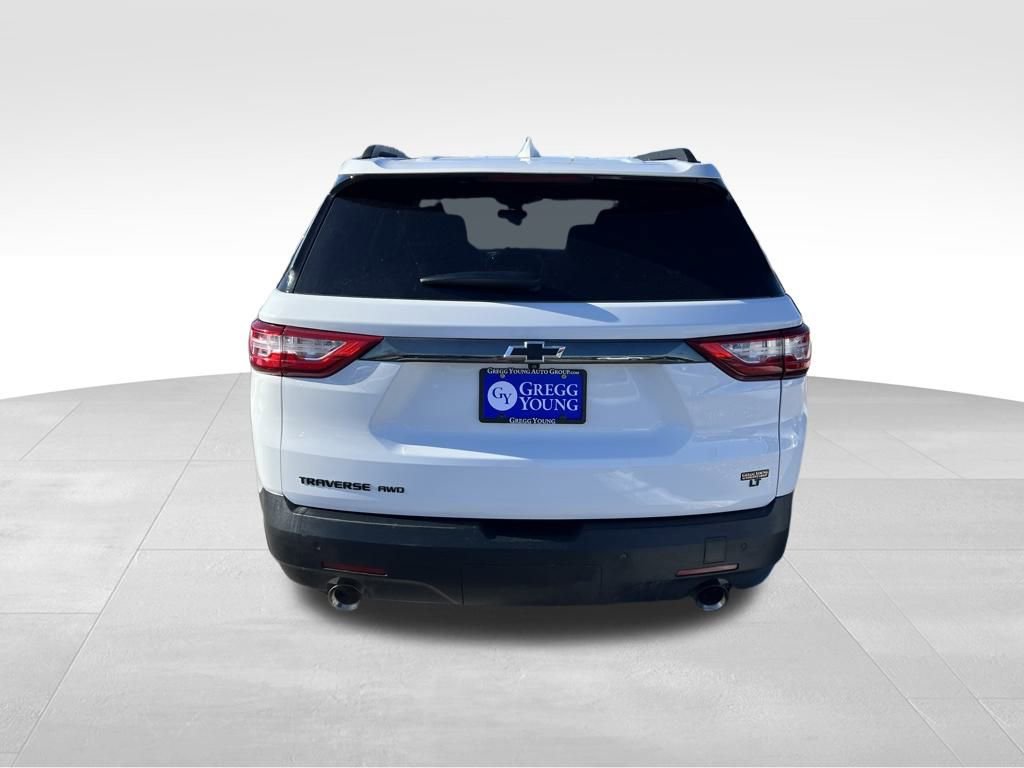 Used 2021 Chevrolet Traverse LT w/ LPO, Blackout Package image 5