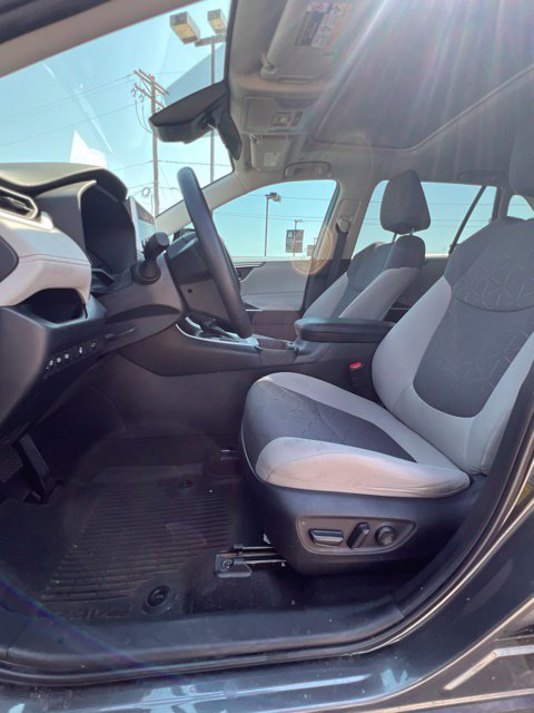 Used 2023 Toyota RAV4 XLE w/ Convenience Package FWD image 25