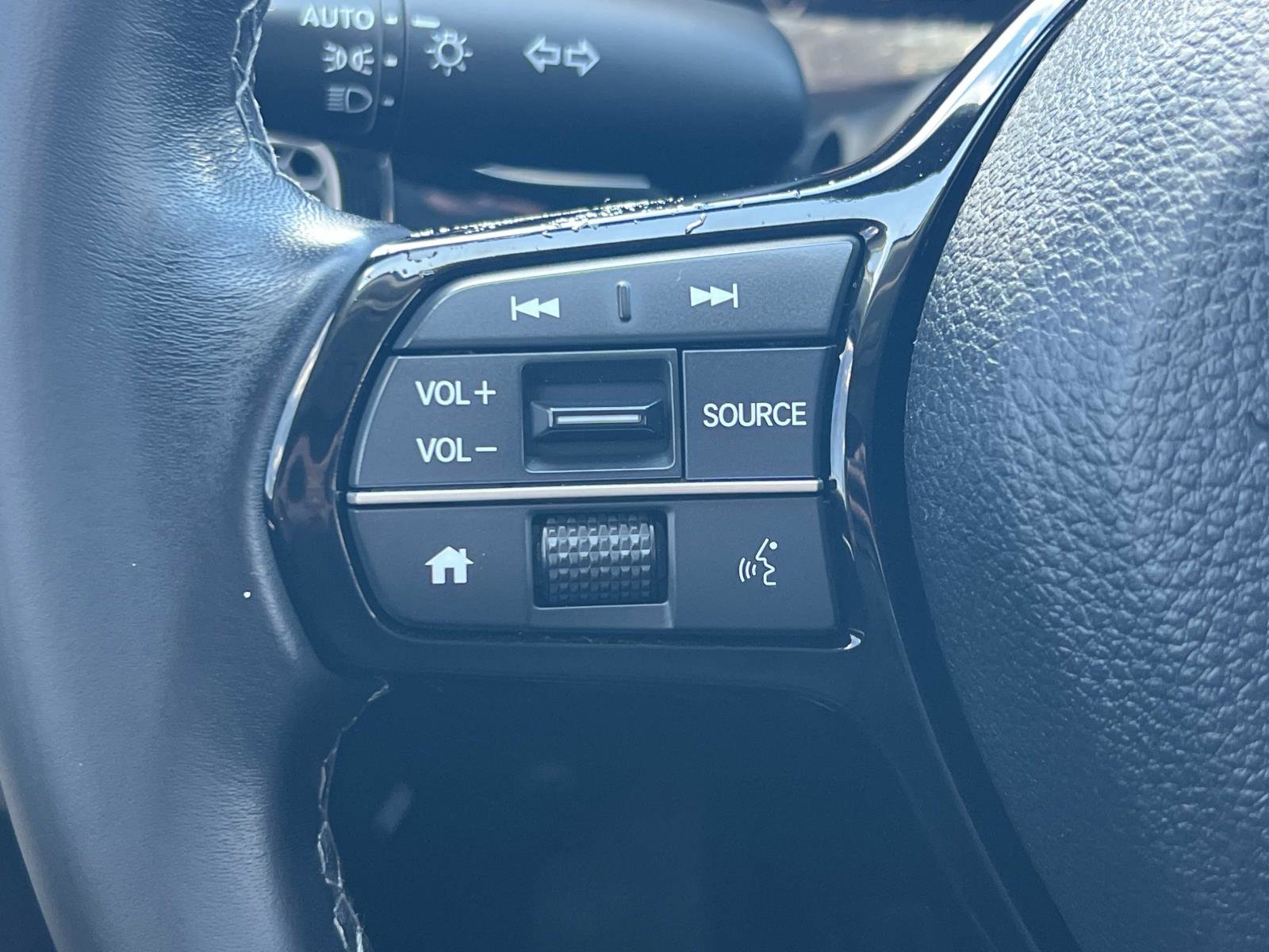 Certified 2023 Honda Civic EX image 9