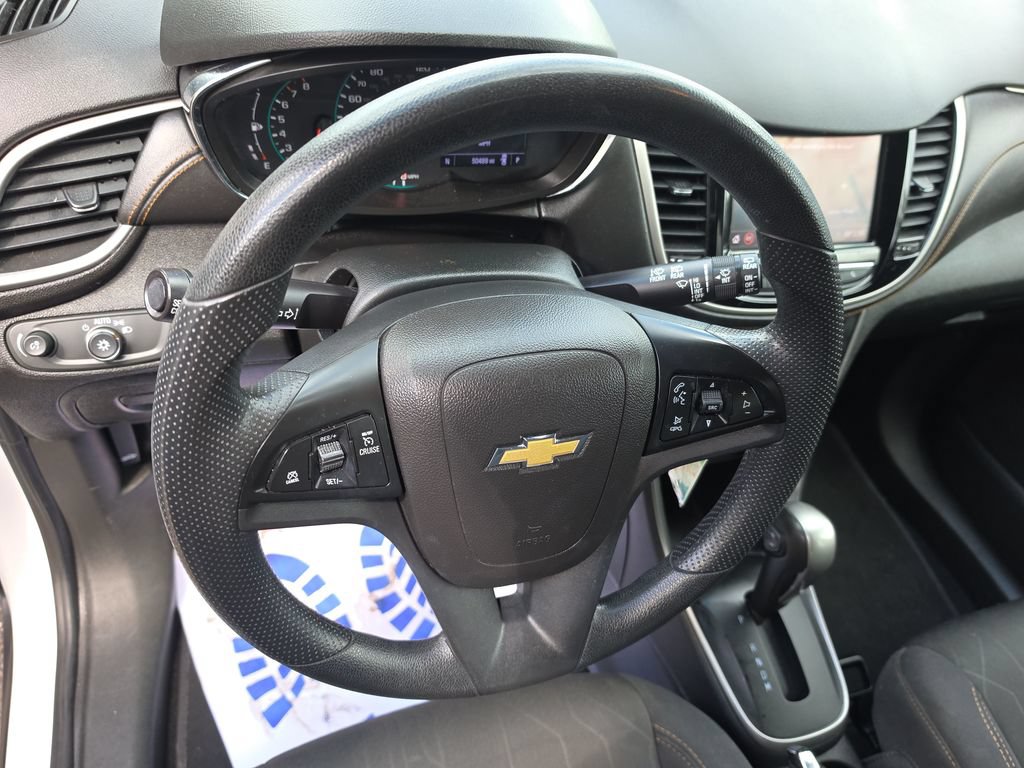 Used 2020 Chevrolet Trax LT AWD/4WD image 14