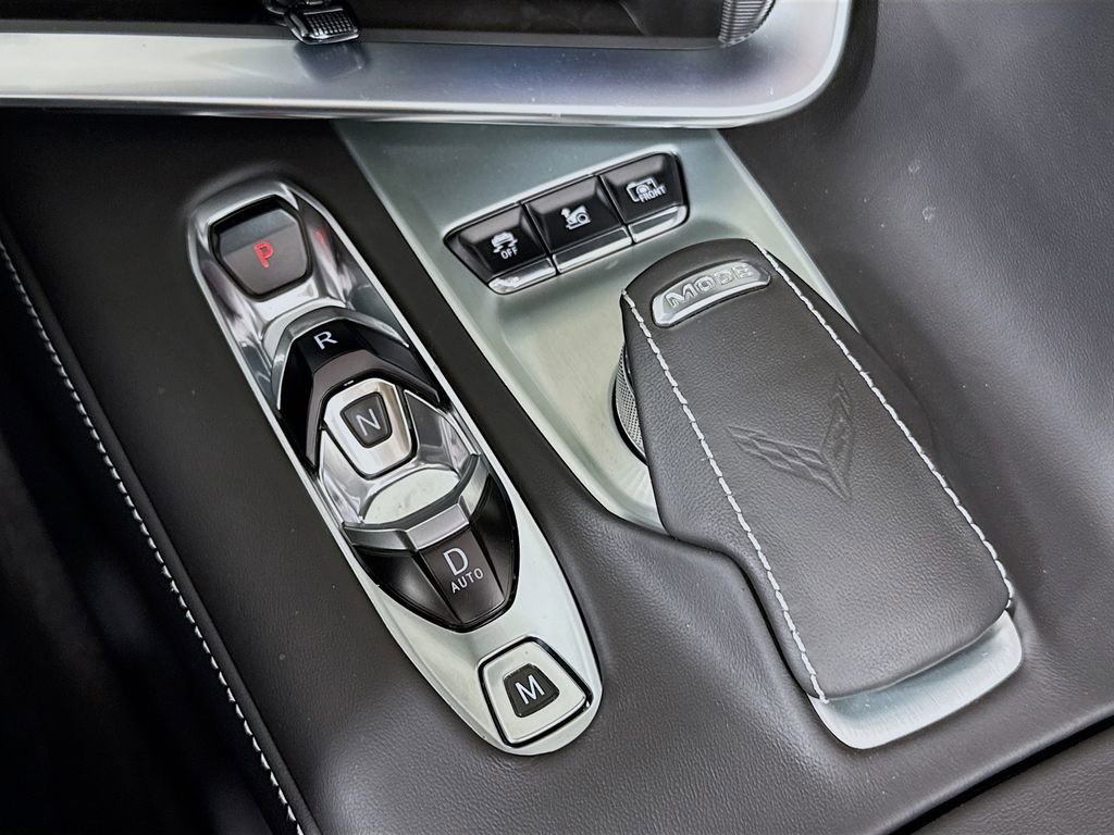 Used 2025 Chevrolet Corvette Z06 image 17