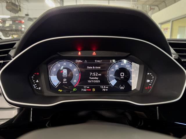 Certified 2025 Audi Q3 2.0T Premium w/ Convenience Package AWD/4WD image 16