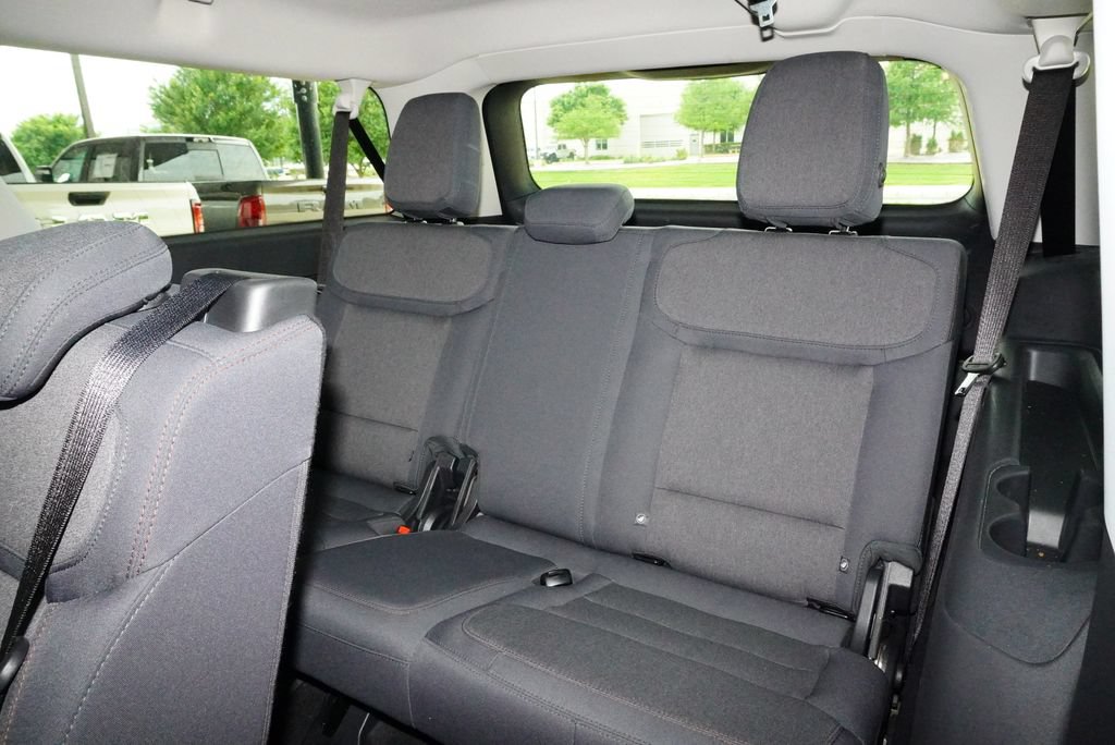 Used 2025 Ford Expedition Max Active AWD/4WD image 30