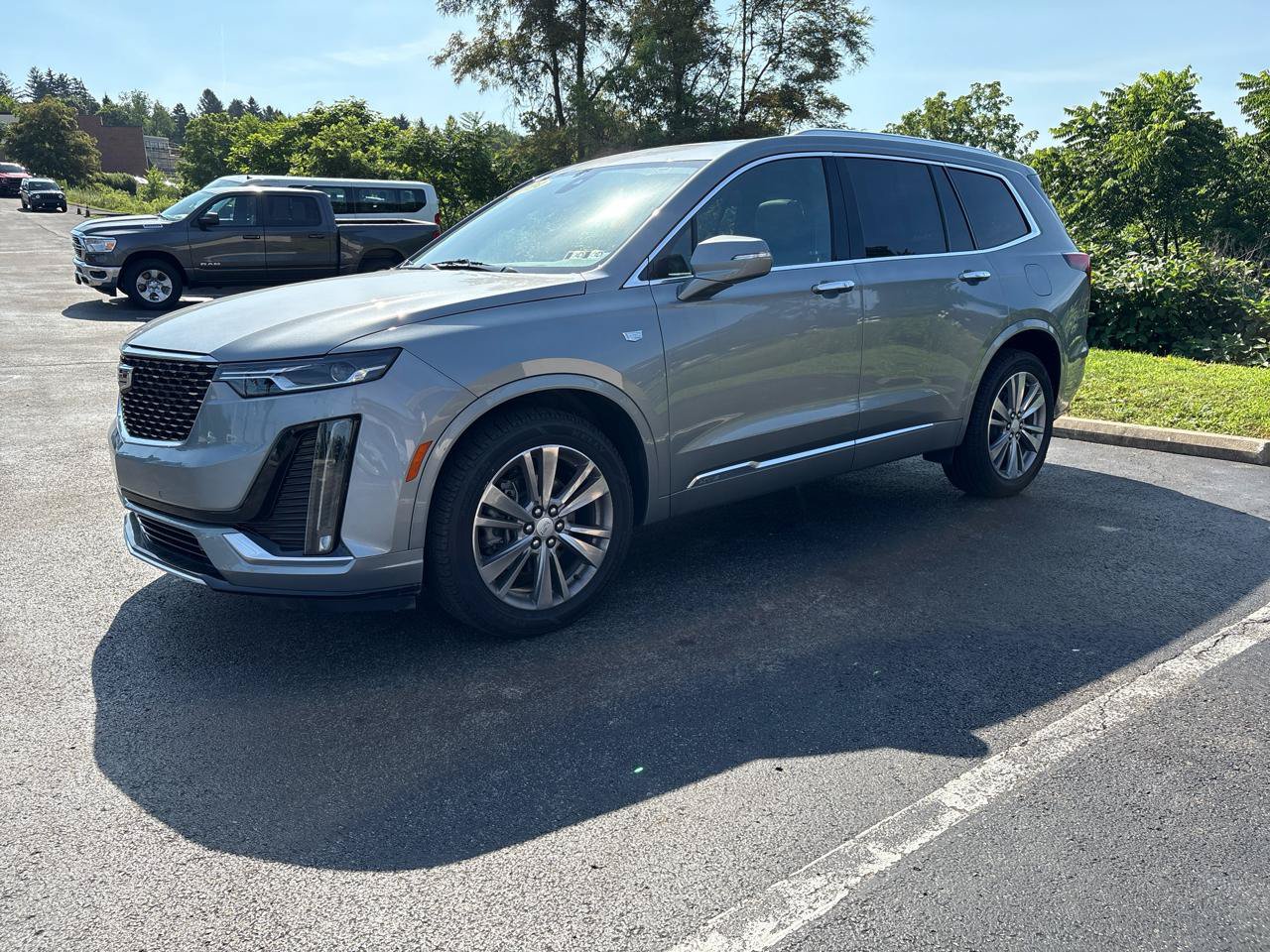 Used 2024 Cadillac XT6 Premium Luxury w/ LPO, Floor Liner Package AWD/4WD image 38