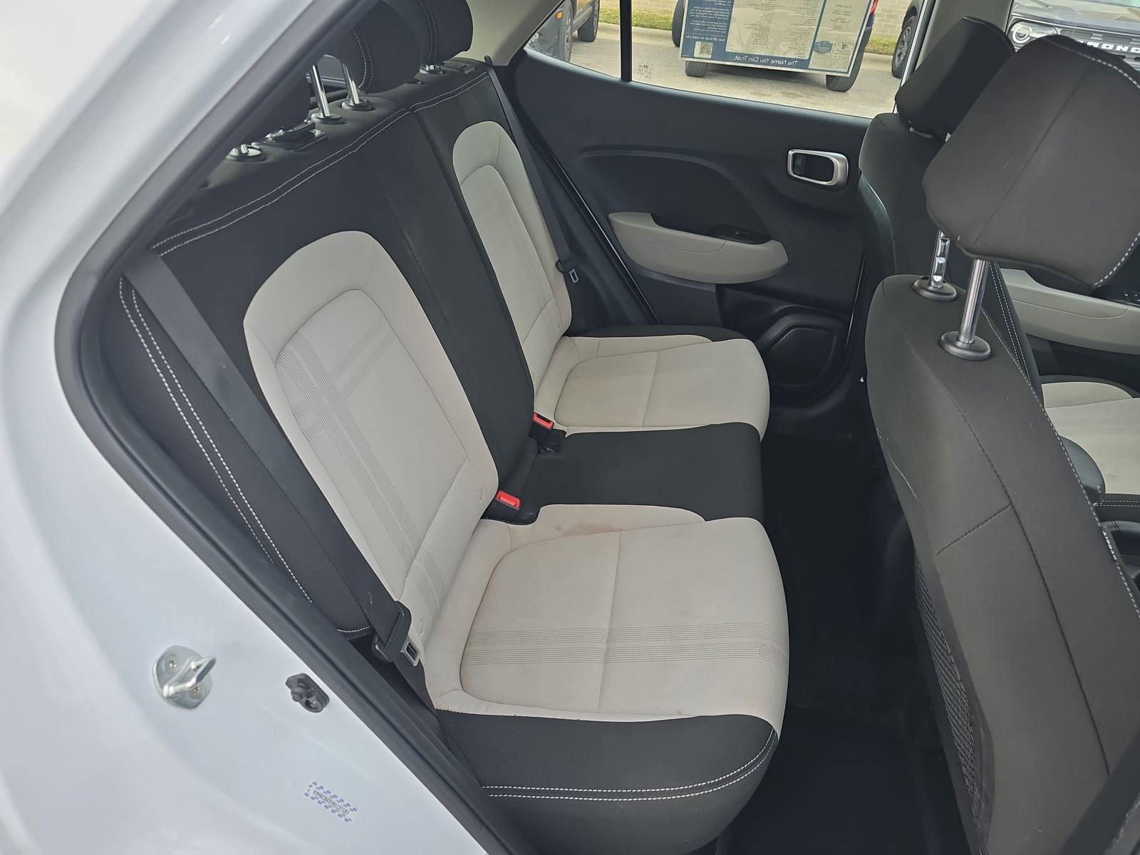 Used 2022 Hyundai Venue SEL w/ Cargo Package FWD image 11