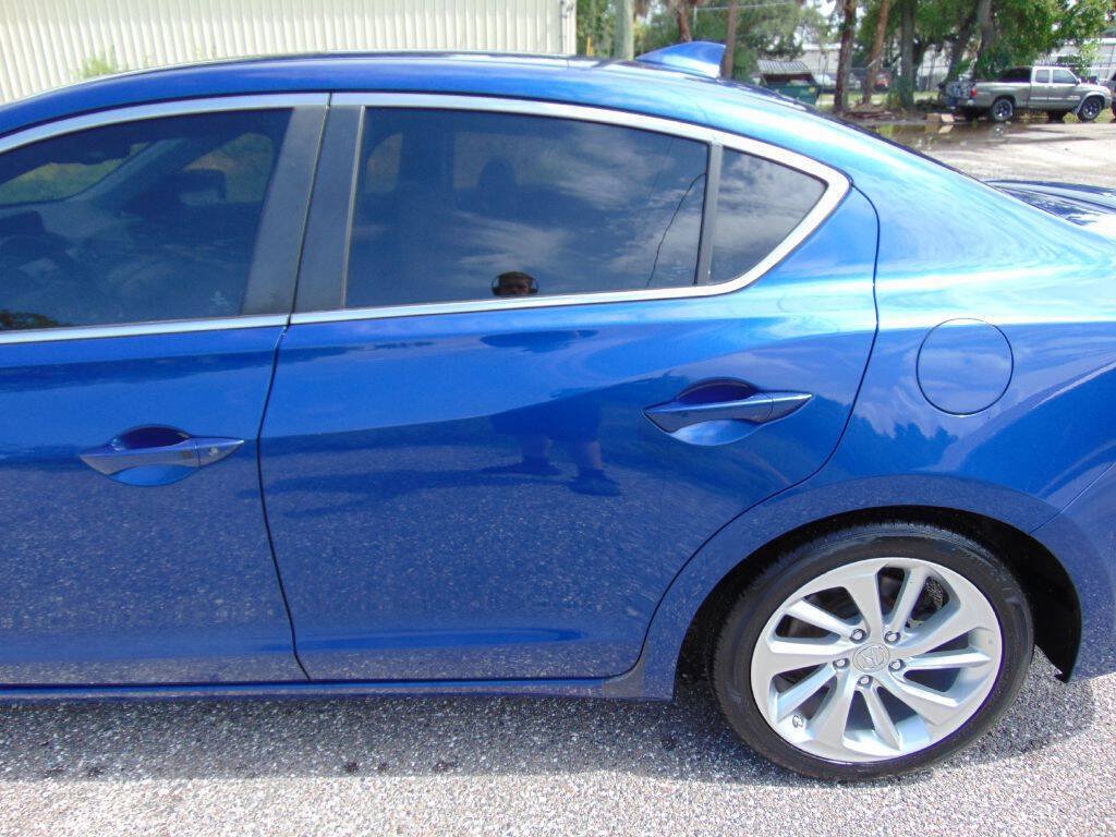Used 2017 Acura ILX FWD image 13