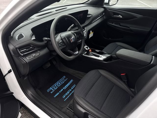 Certified 2025 Buick Envista Preferred w/ Advanced Safety Package image 10