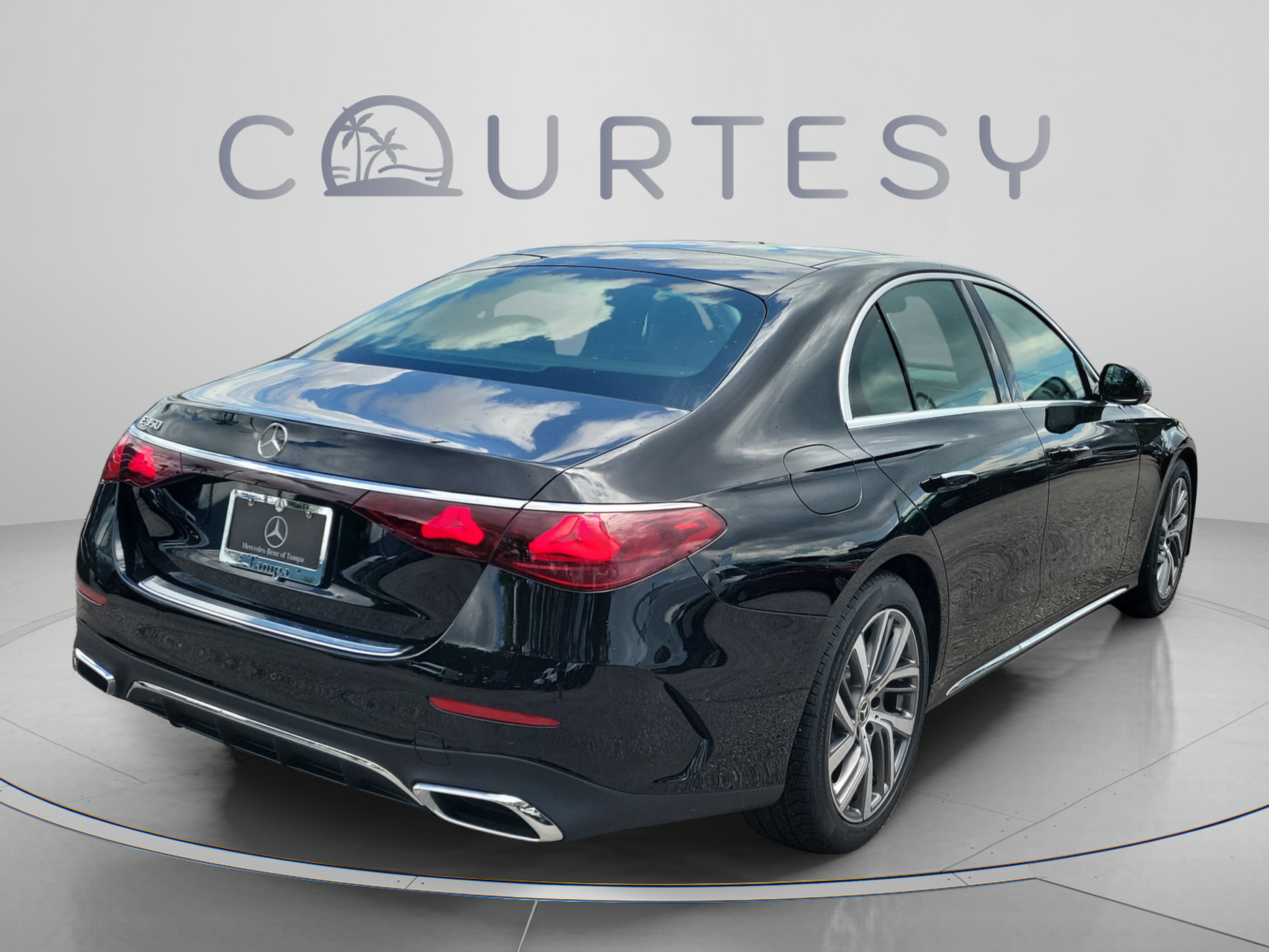 New 2026 Mercedes-Benz E 350 Sedan image 3