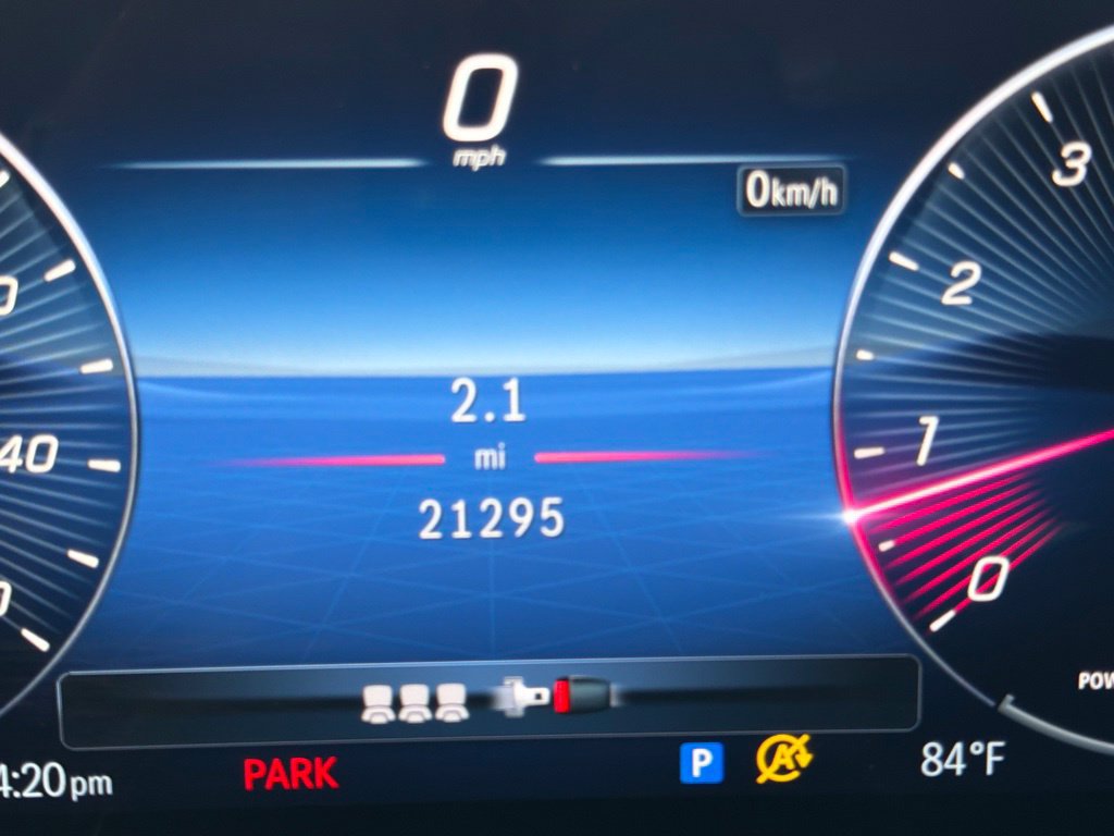 Used 2025 Mercedes-Benz GLE 350 4MATIC w/ AMG Line Exterior image 58