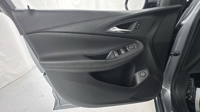 Used 2023 Buick Encore GX Select w/ Sport Touring Package image 19