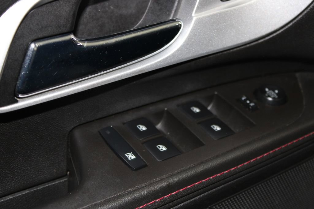 Used 2014 Chevrolet Equinox LT w/ Driver Convenience Package image 32