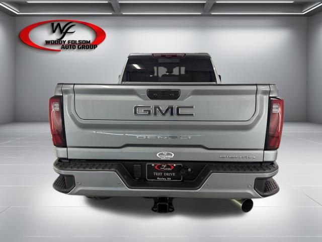 Used 2025 GMC Sierra 2500 Denali Ultimate AWD/4WD image 7
