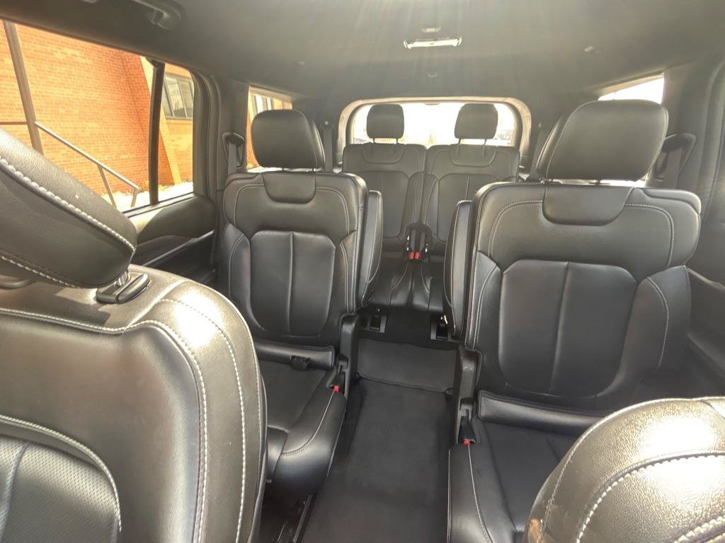 Used 2024 Jeep Grand Cherokee L Limited w/ Luxury Tech Group II AWD/4WD image 23