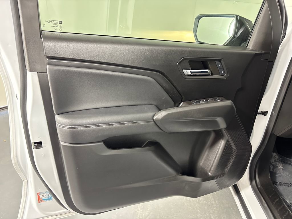 Used 2024 Chevrolet Colorado LT w/ LT Convenience Package image 24